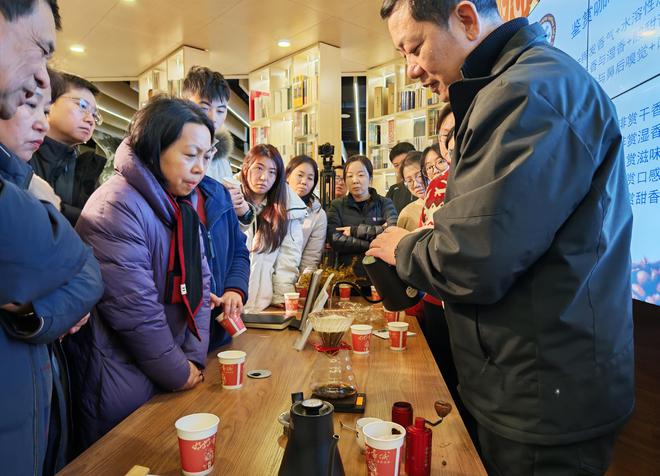 读书分享会——咖啡与生活PG麻将胡了2模拟器周末(图2)
